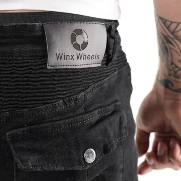 NWT, Winx Wheels, Winx RideReady Moto Pants and Protective Gear, Large, Black - Picture 4 of 7